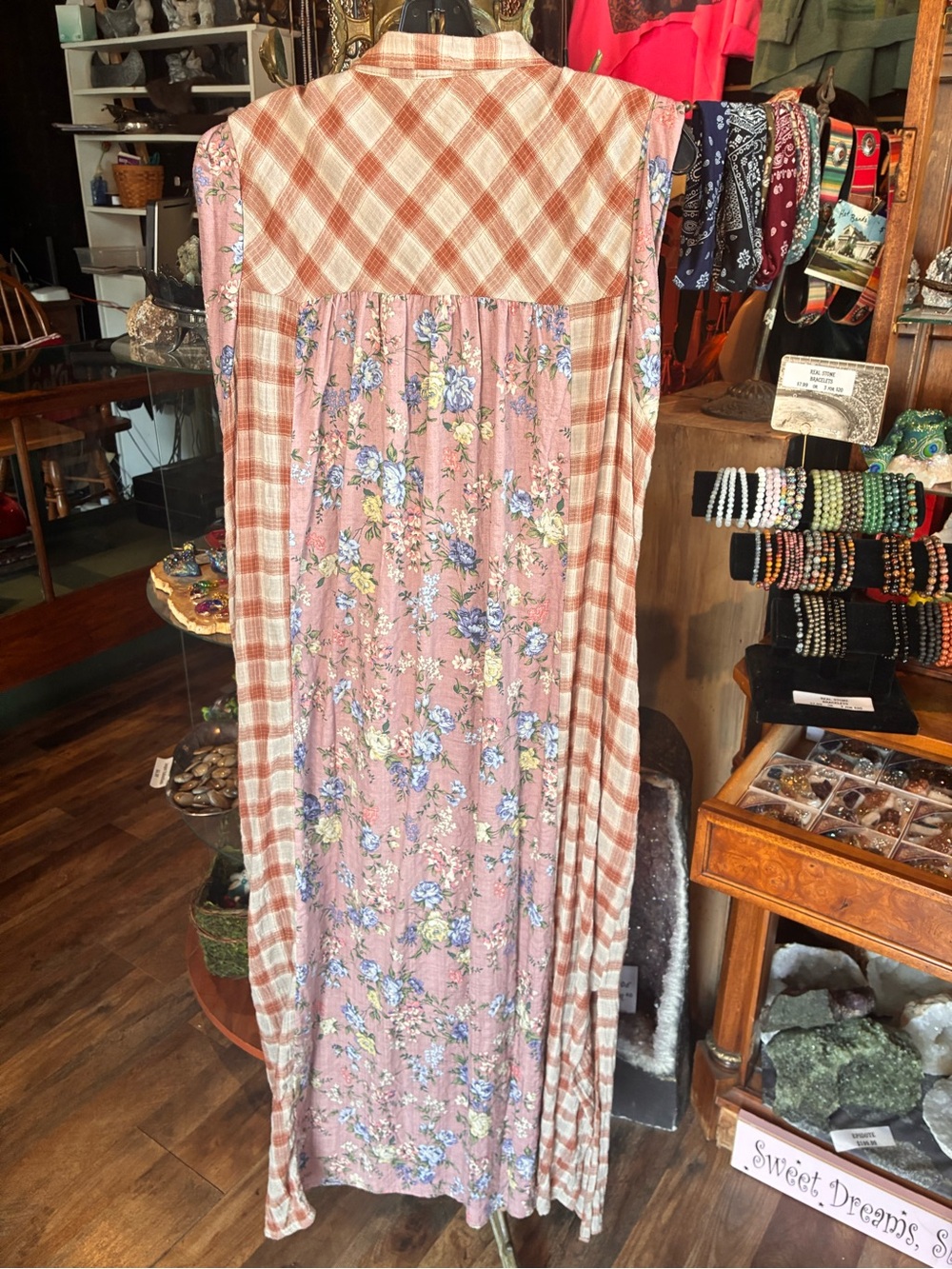 ODDY Sleeveless Plaid Maxi Dress in Dusty Rose & Cream - Picture 3 of 7